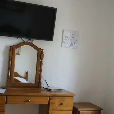 Family Paradise- Luxury Combined With Comfort Apartament Pafos