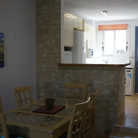 Family Paradise- Luxury Combined With Comfort Apartament Pafos