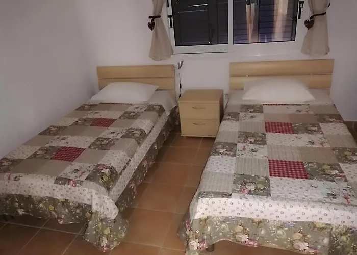 Family Paradise- Luxury Combined With Comfort Lägenhet Paphos